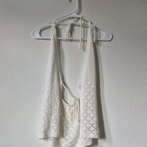 White knitted halter top